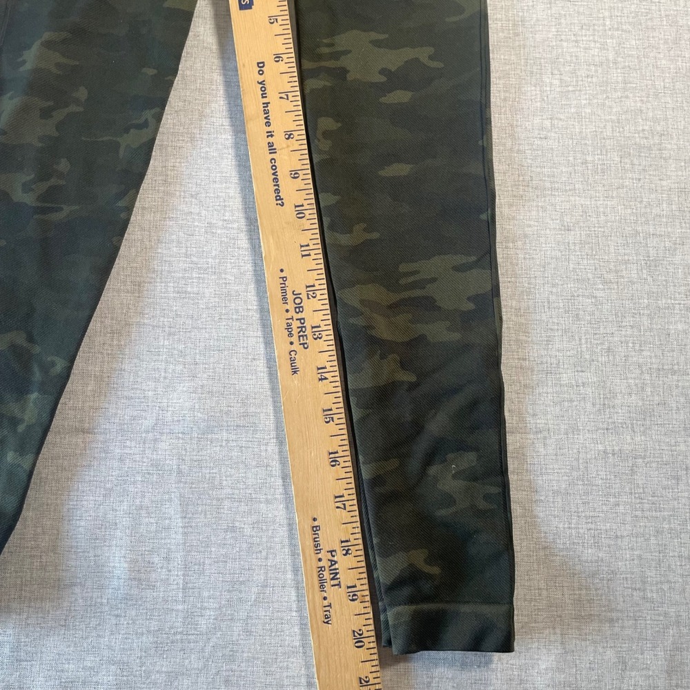 Spanx Look At Me Now Seamless Camo Leggings Green High Waisted XS/TP Camouflage - Picture 5 of 10